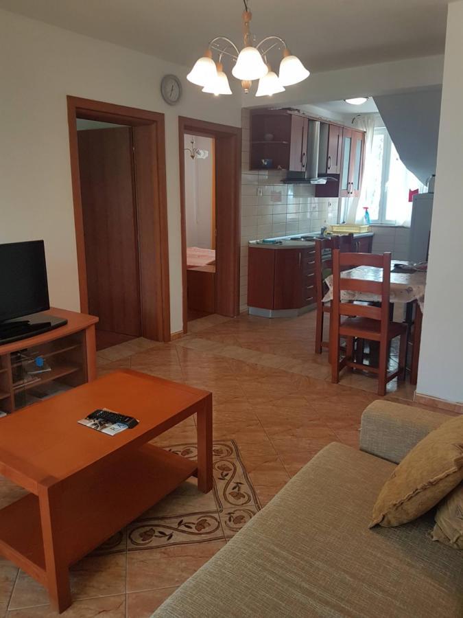 Monika Apartamento Rab Town Exterior foto